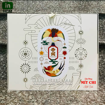 In logo cty lên hộp giấy