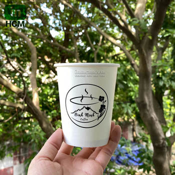 Logo quán in lên ly giấy đựng cf