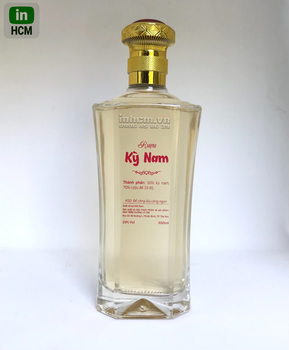 In logo 1 màu lên chai thủy tinh đựng rượu