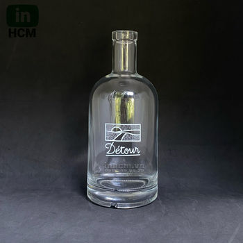 In chai thủy tinh rượu vang logo detour
