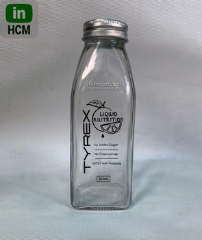 In chai thủy tinh vuông đựng nước ép