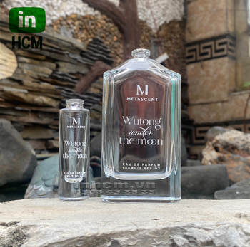 In chai đựng nước hoa