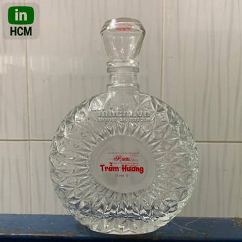 in thông tin sản phẩm lên chai thủy tinh xo12 