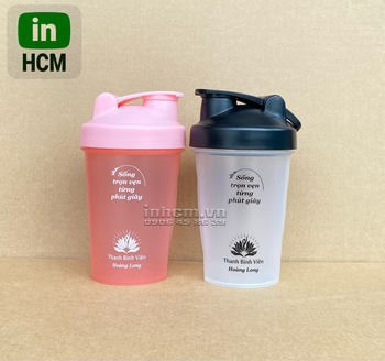Ly nhựa in logo quà tặng