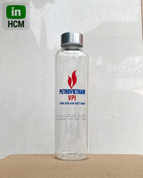 Chai thủy tinh quai dây in logo đựng nước