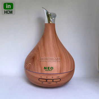 In logo lên máy xông tinh dầu vân gỗ